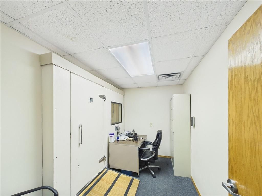 1621 S Main Street — photo 24