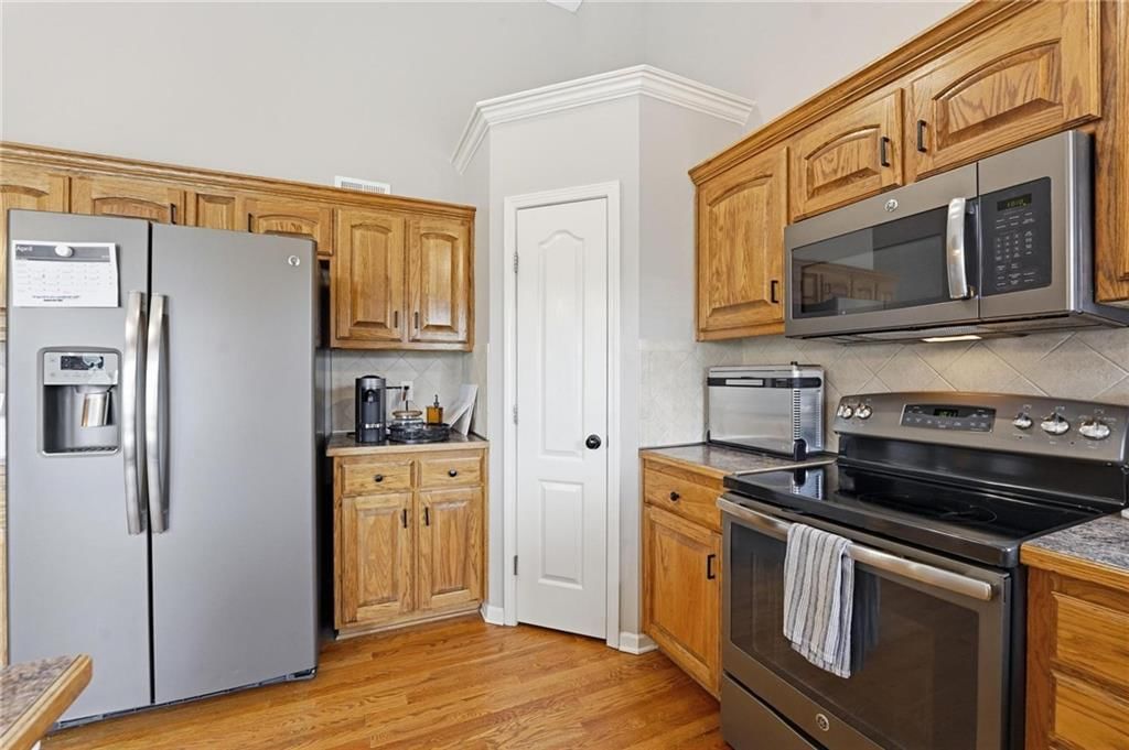 521 Cedar Falls Court — photo 11