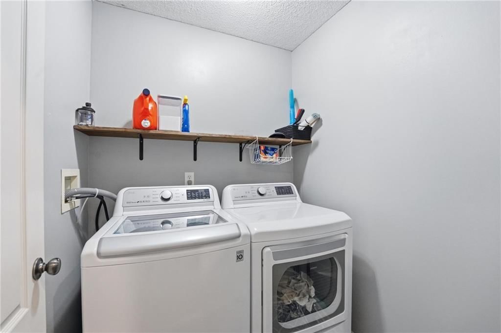 521 Cedar Falls Court — photo 19