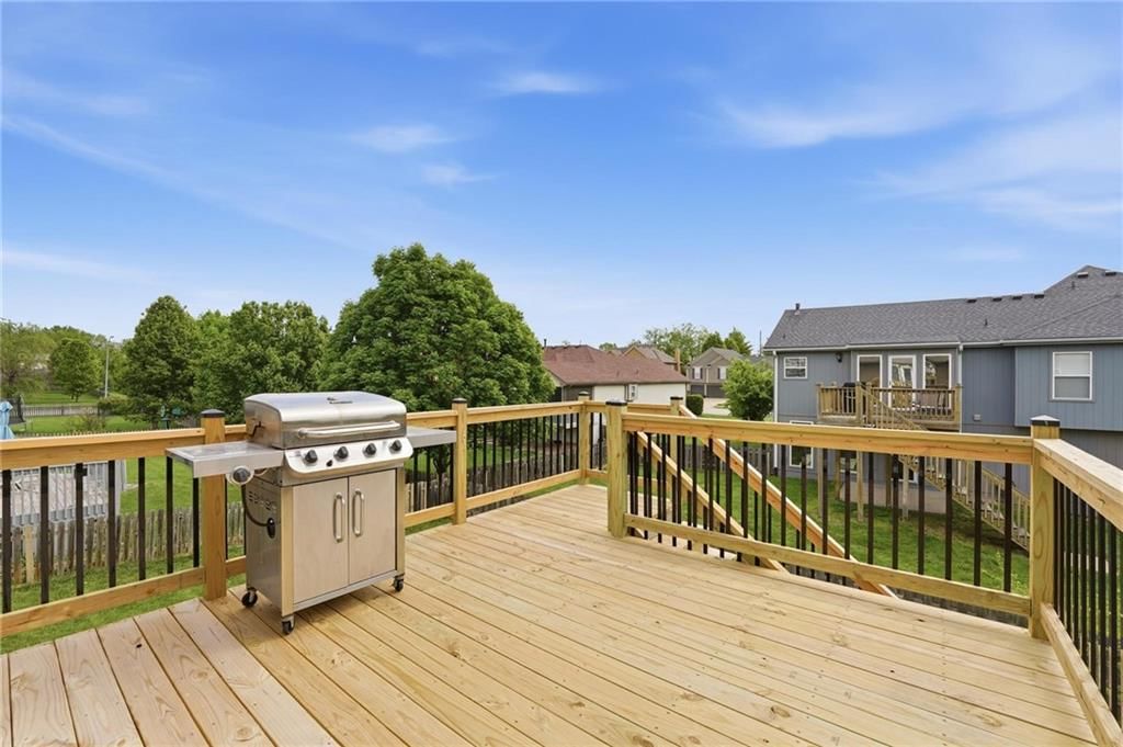521 Cedar Falls Court — photo 34