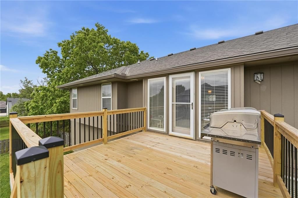 521 Cedar Falls Court — photo 35