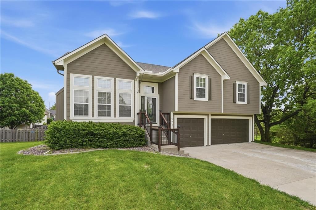 521 Cedar Falls Court — photo 44