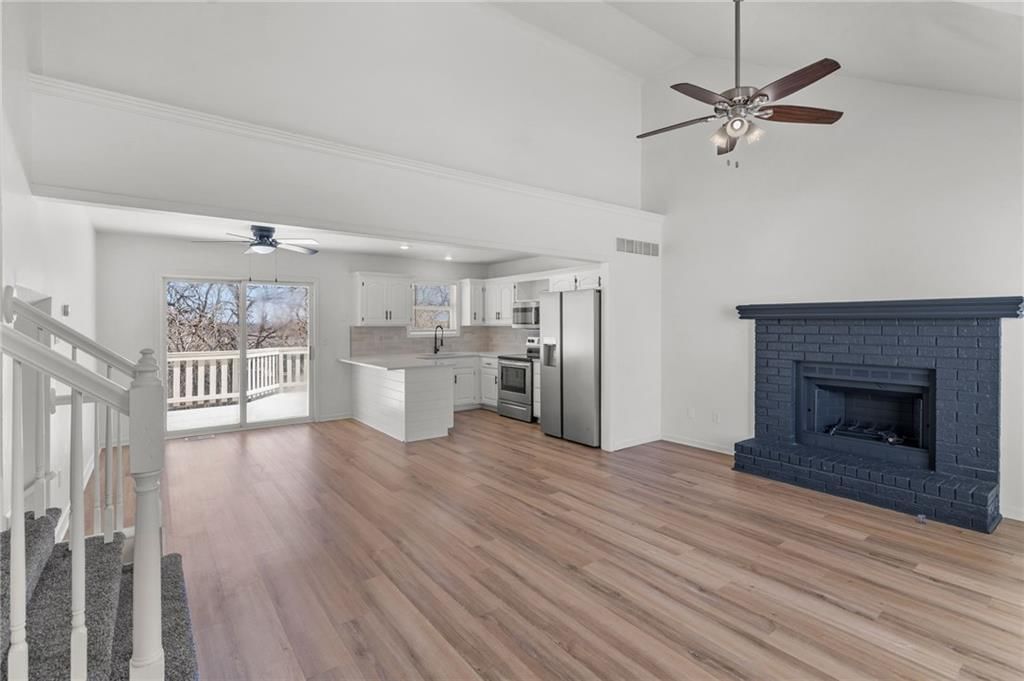 901 PINE CREST Avenue — photo 3