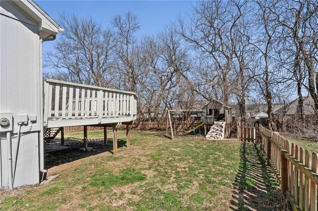 901 PINE CREST Avenue — photo 38