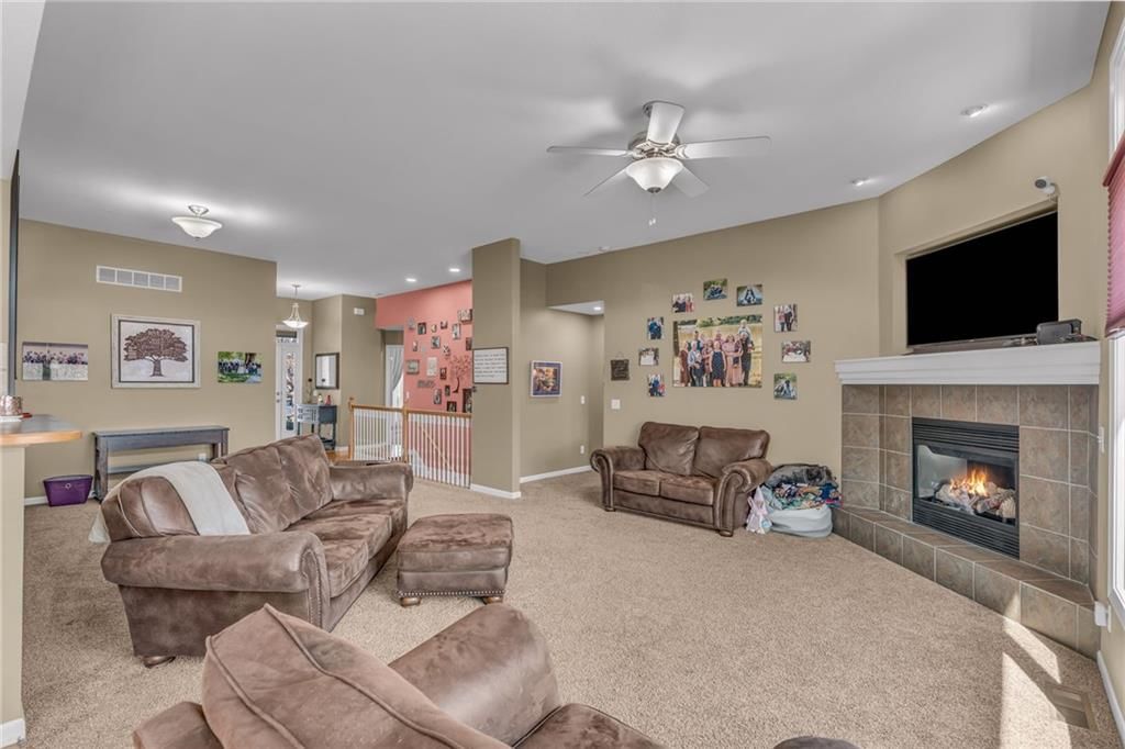 8455 Timber Ridge Street — photo 17