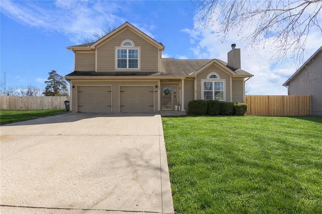 1337 SE 12th Terrace, Lee's Summit, MO