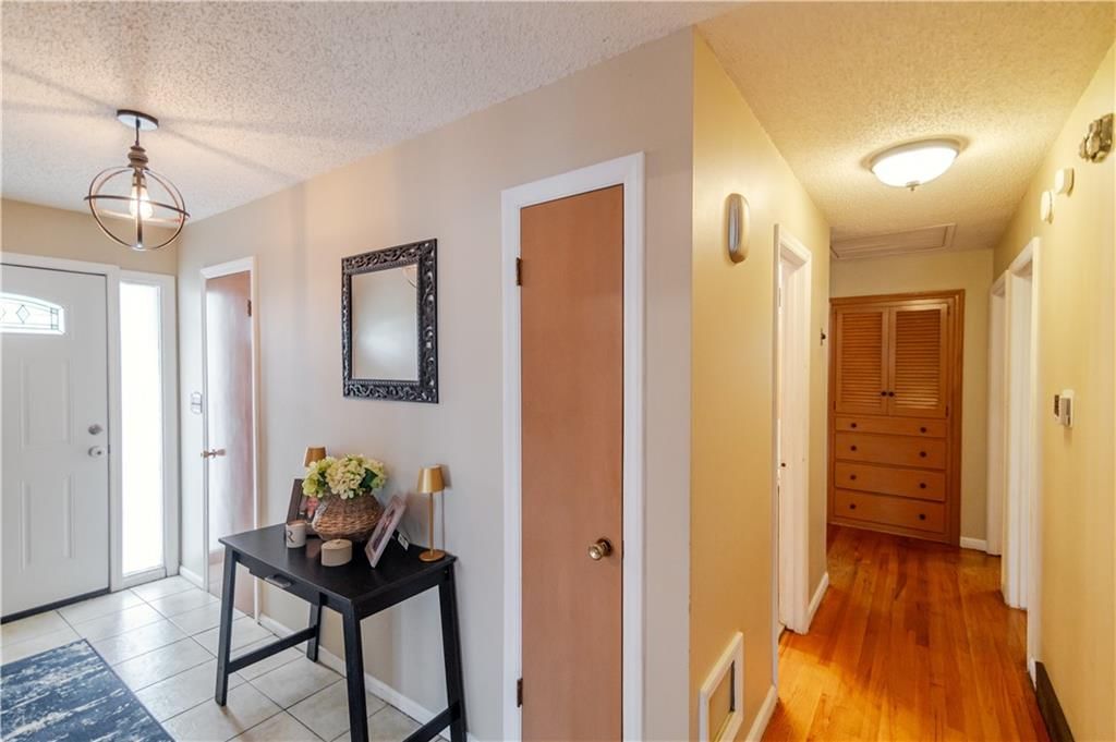 6354 Freeman Avenue — photo 11