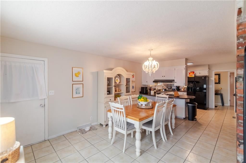 6354 Freeman Avenue — photo 17