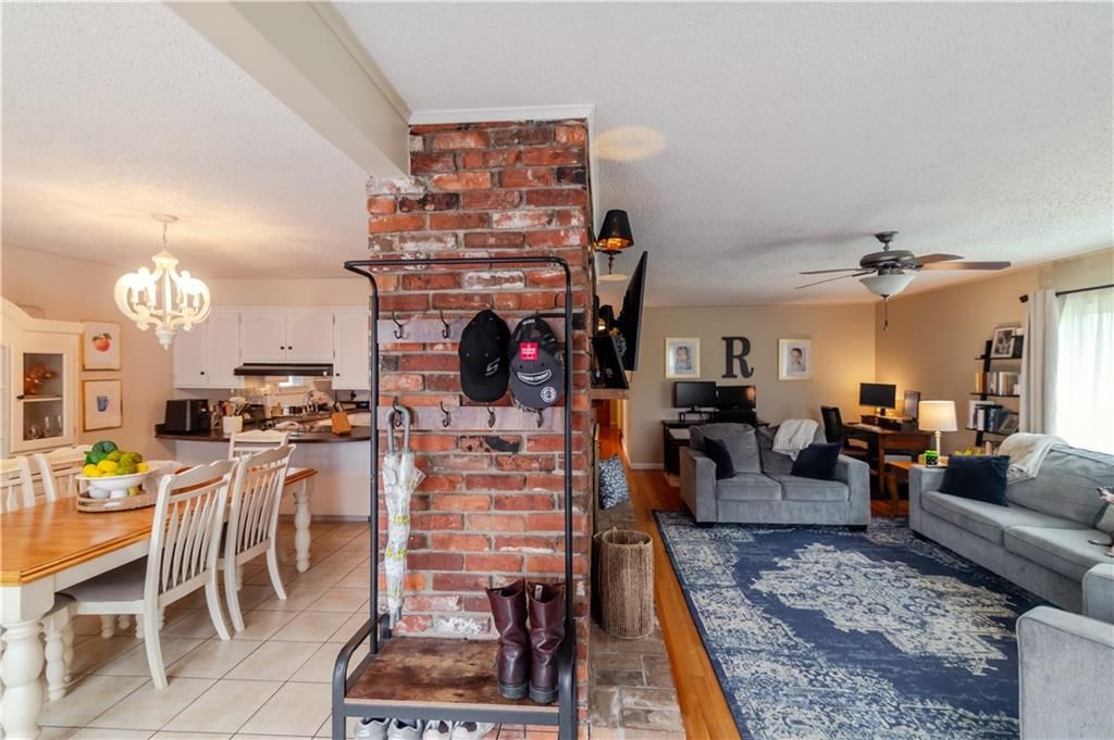 6354 Freeman Avenue — photo 26