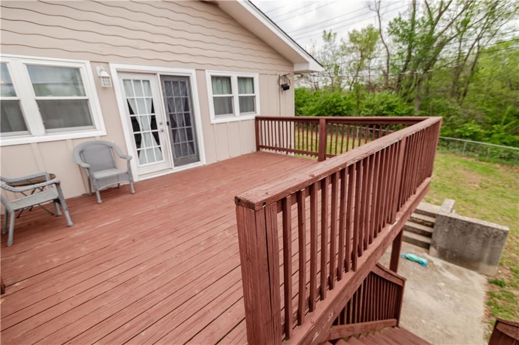 6354 Freeman Avenue — photo 28