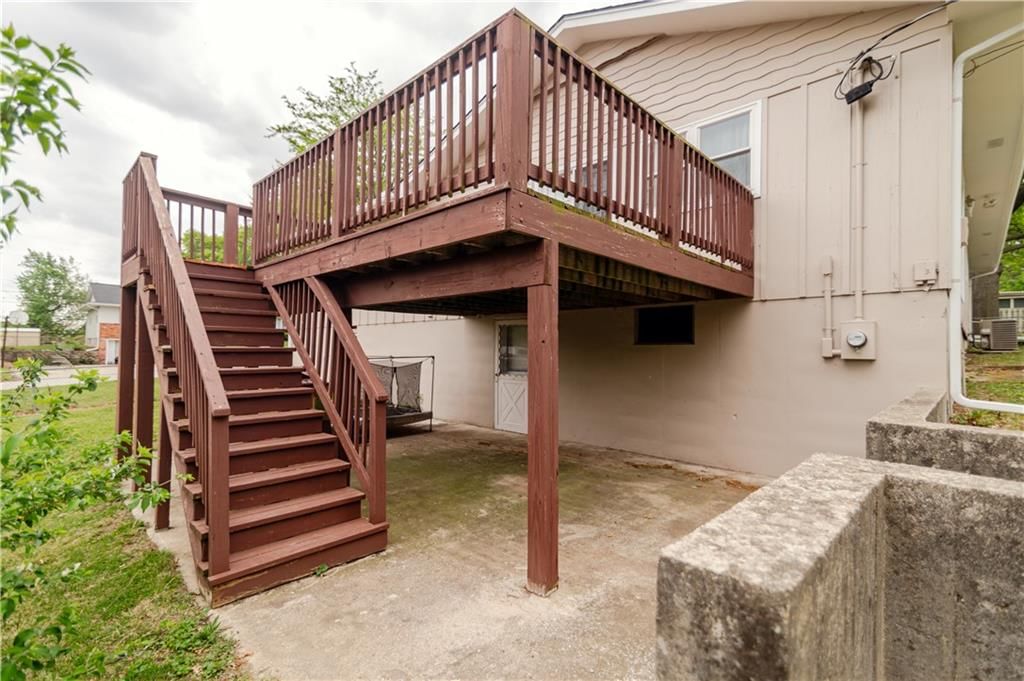 6354 Freeman Avenue — photo 29