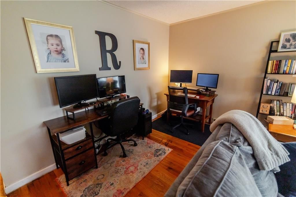 6354 Freeman Avenue — photo 37