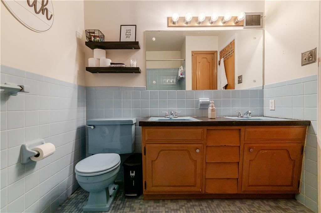 6354 Freeman Avenue — photo 44