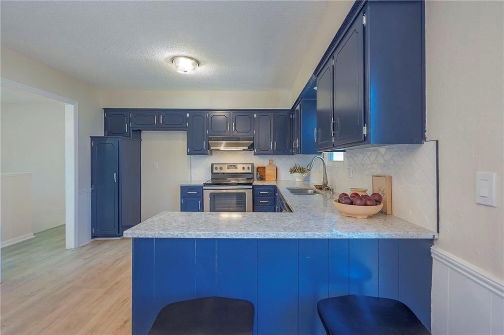1704 S Taylor Circle — photo 16