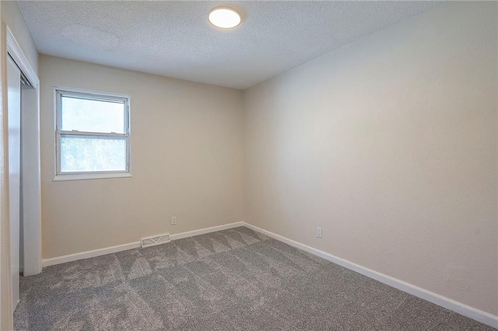 1704 S Taylor Circle — photo 22