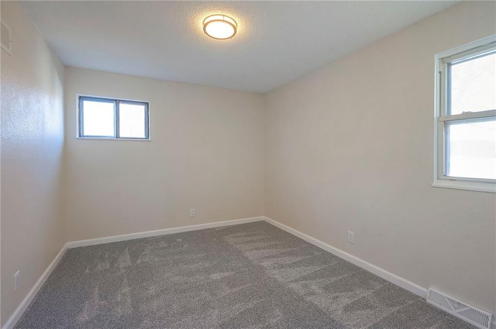 1704 S Taylor Circle — photo 23