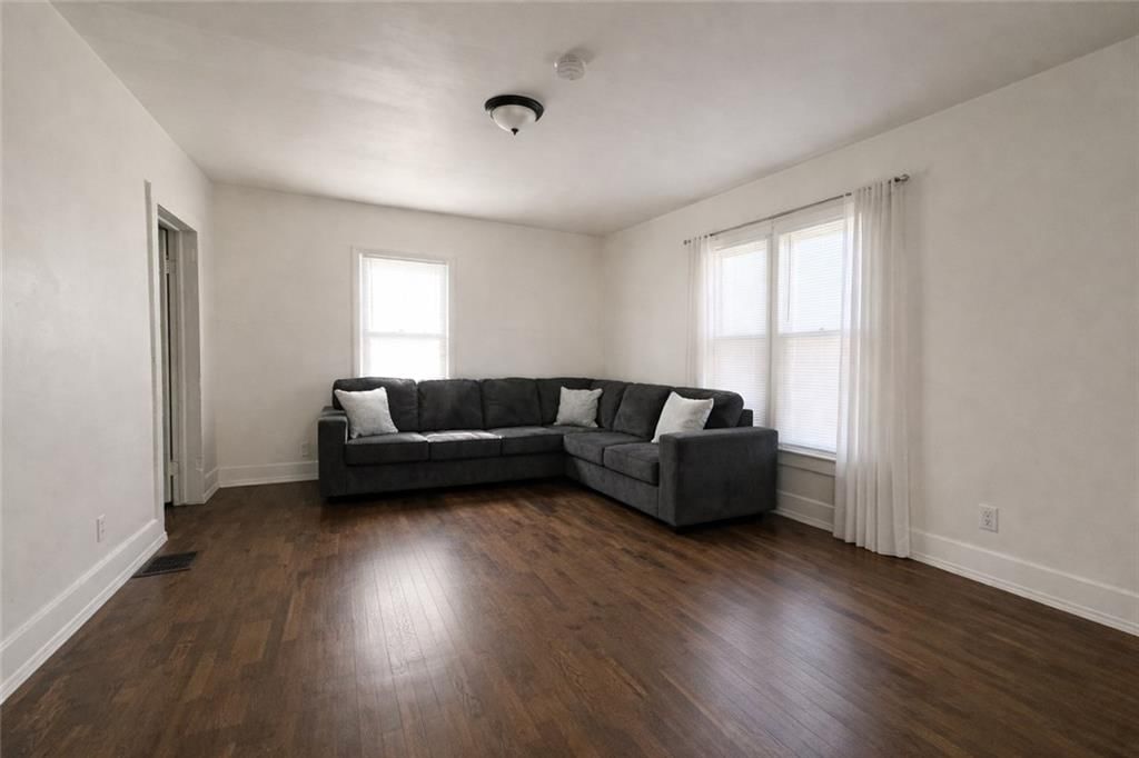 801 N Osage Street — photo 4
