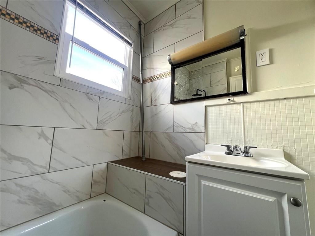801 N Osage Street — photo 14