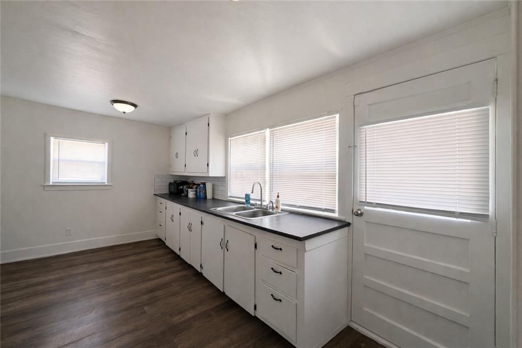 801 N Osage Street — photo 15