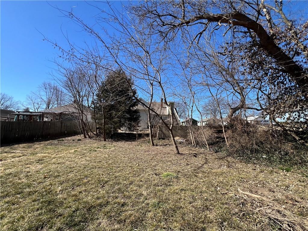 801 N Osage Street — photo 22