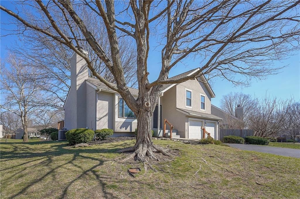12908 W 108th Street — photo 3
