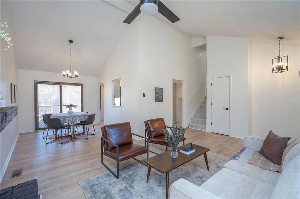 12908 W 108th Street — photo 8