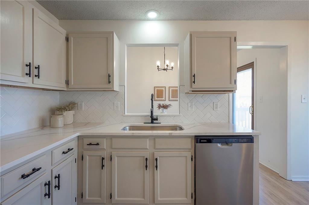 12908 W 108th Street — photo 15