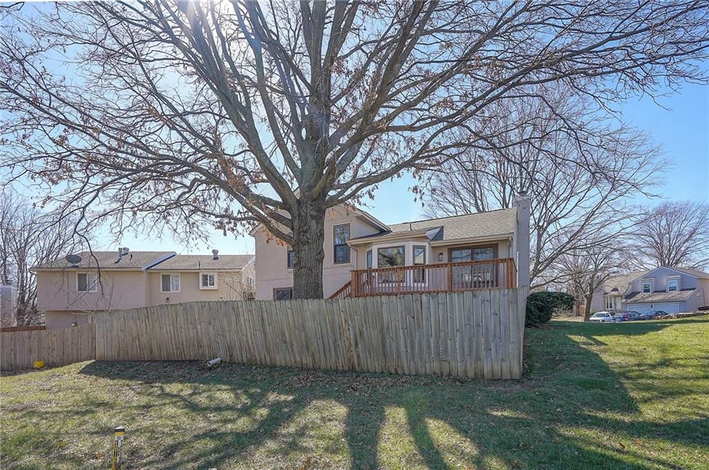 12908 W 108th Street — photo 32