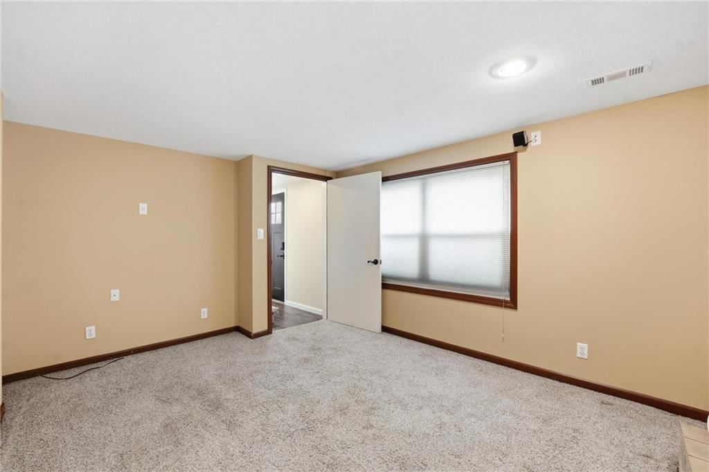 7806 NE 57th Street — photo 28