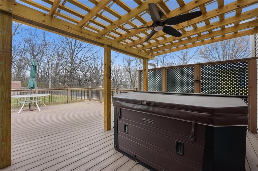 7806 NE 57th Street — photo 32