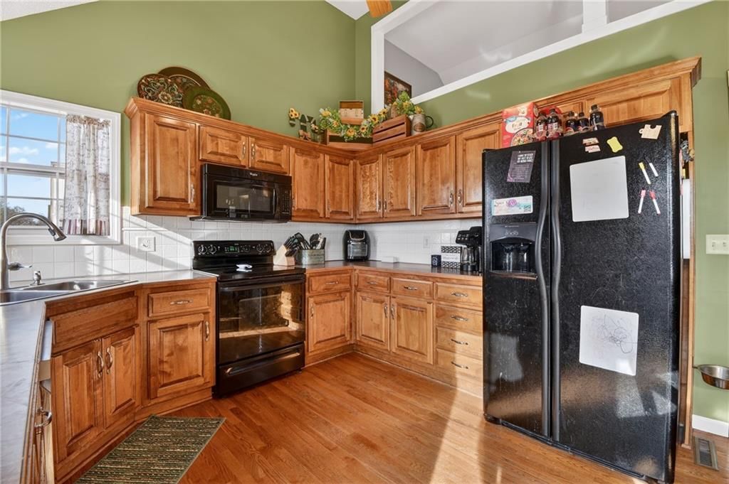 714 S Sunset Lane — photo 16