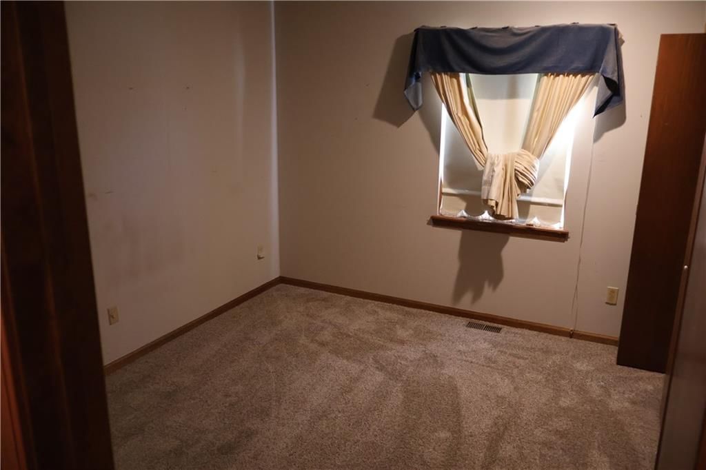 3111 Kensington Avenue — photo 20