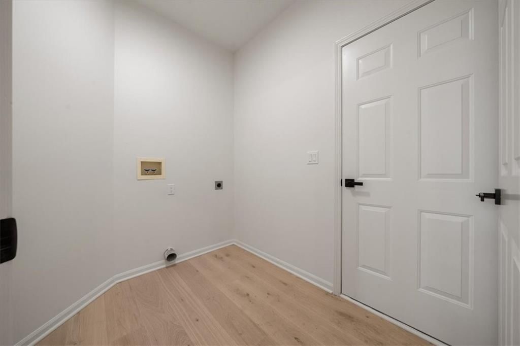 7633 W 148th Terrace — photo 22