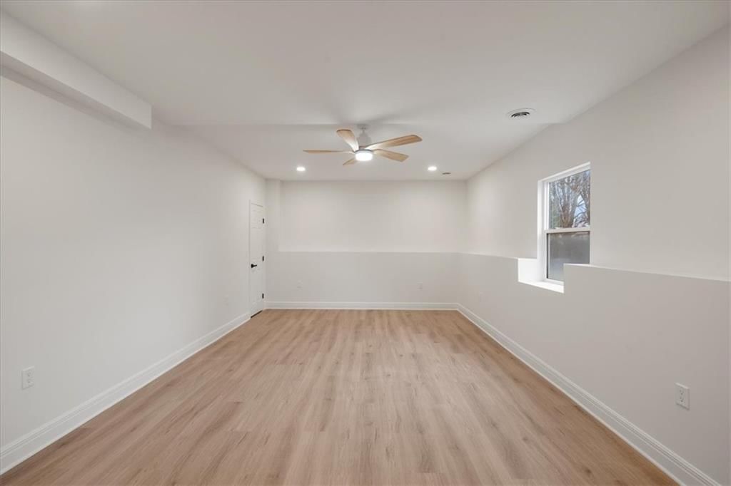 7633 W 148th Terrace — photo 25