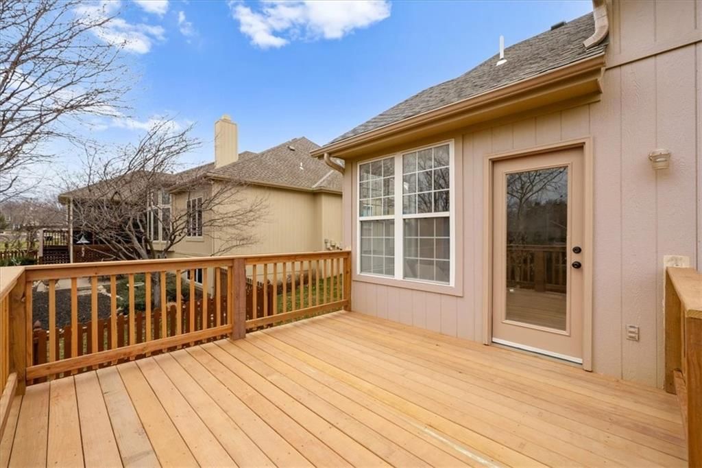7633 W 148th Terrace — photo 30