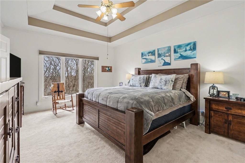 3337 S Victoria Drive — photo 16
