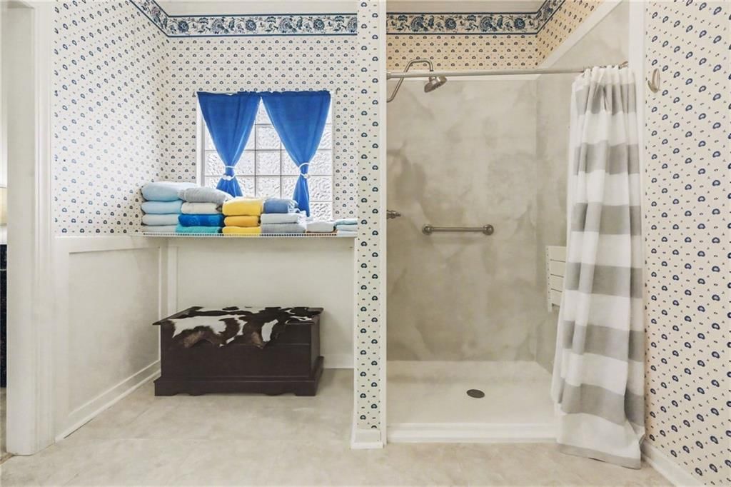 3337 S Victoria Drive — photo 19