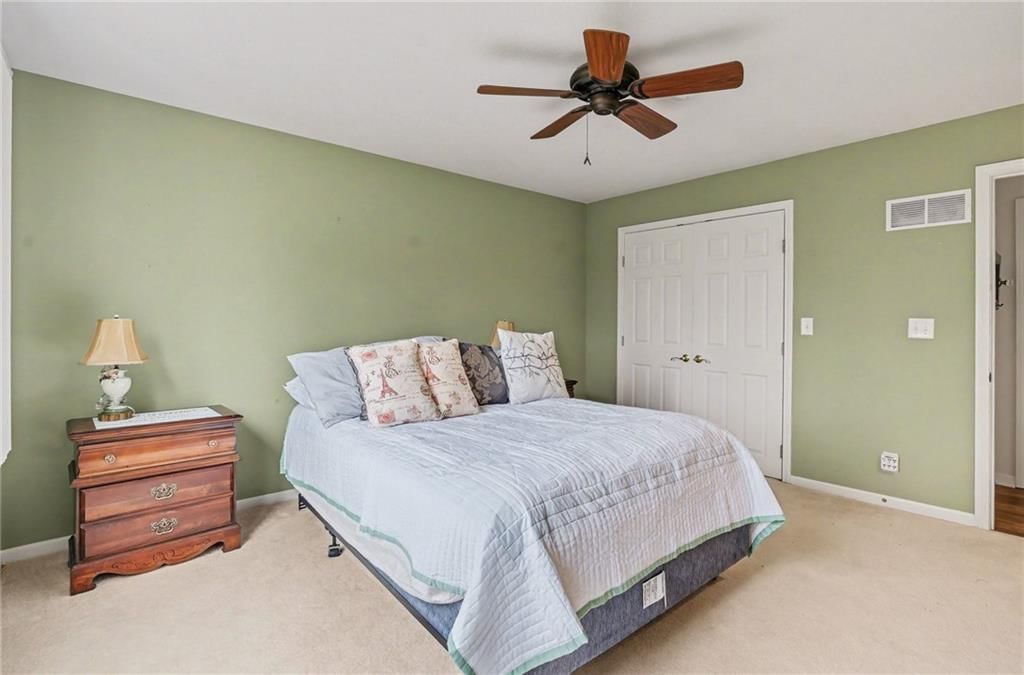 3337 S Victoria Drive — photo 23