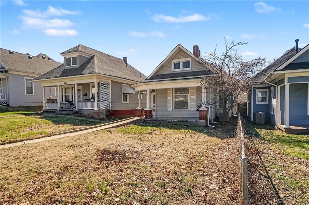 2618 Sacramento Street — photo 2