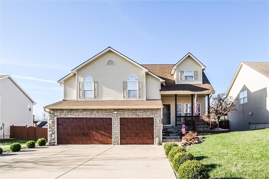 4011 NE 82nd Street, Kansas City, MO
