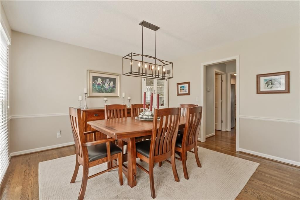 8410 Greenwood Circle — photo 3