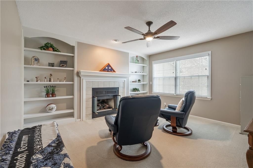 8410 Greenwood Circle — photo 16