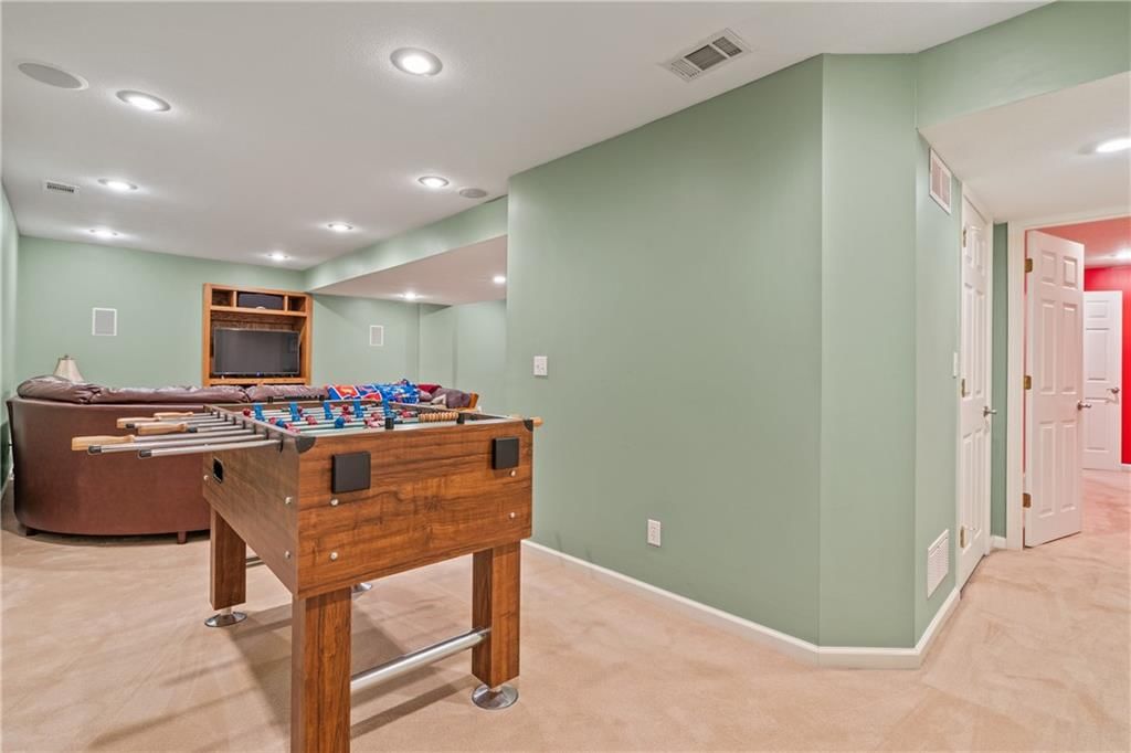8410 Greenwood Circle — photo 24