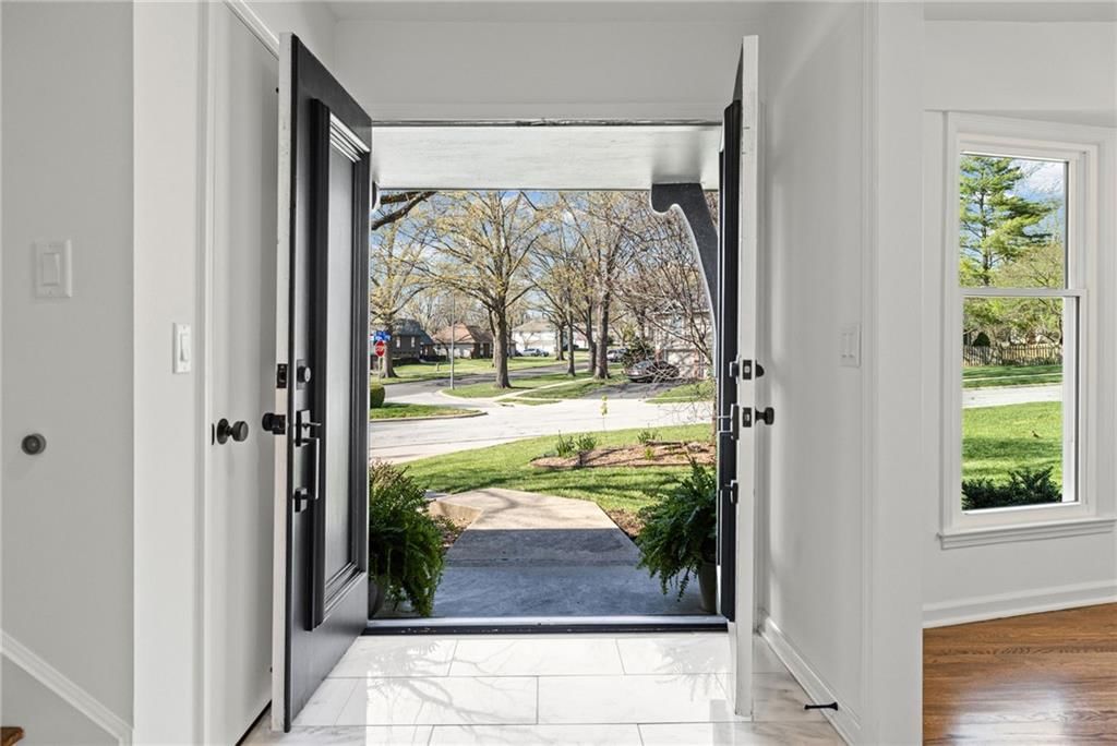 4509 W 93rd Street — photo 3