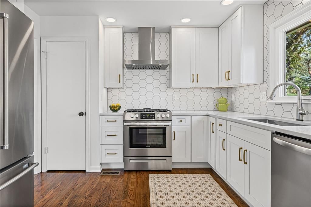 4509 W 93rd Street — photo 12