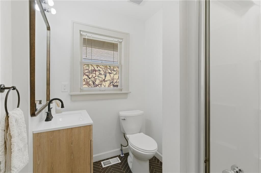 4734 Holly Street — photo 21