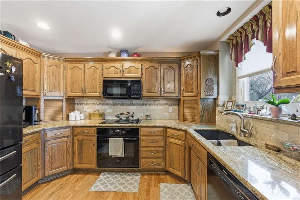 6906 N BELLEFONTAINE Avenue — photo 13