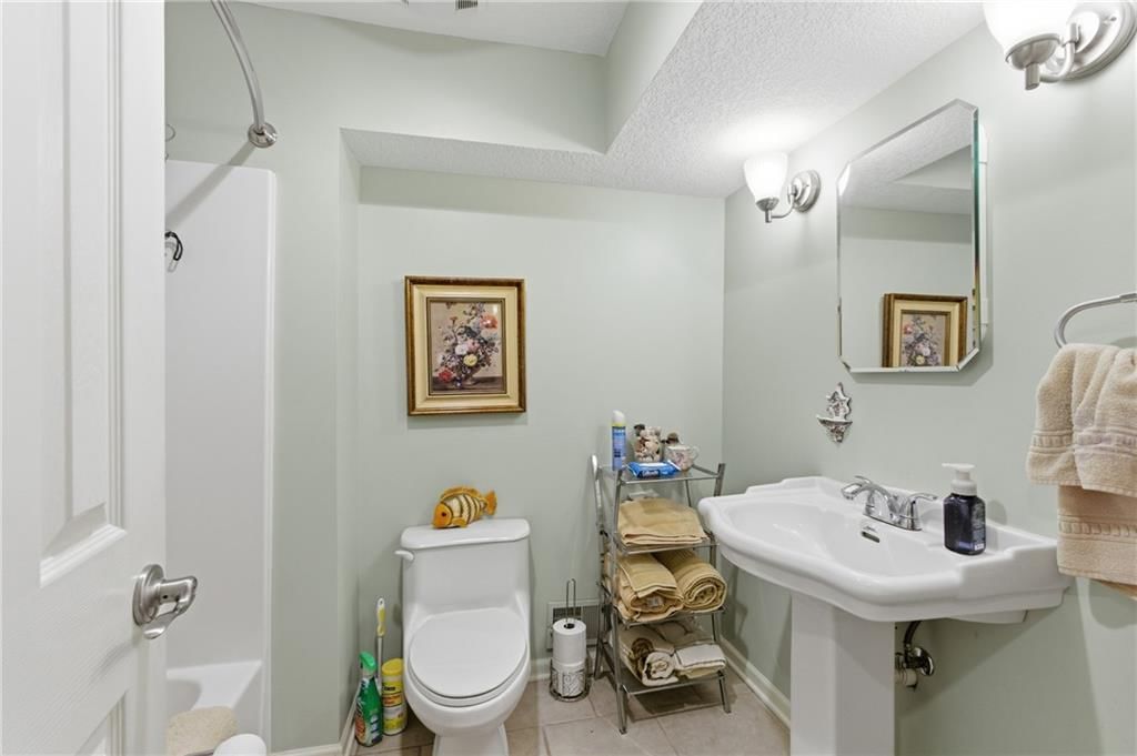 6906 N BELLEFONTAINE Avenue — photo 29
