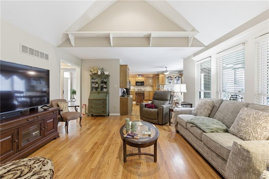 6906 N BELLEFONTAINE Avenue — photo 35