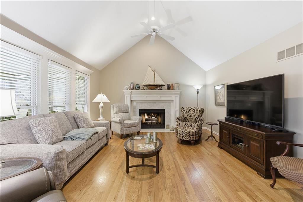 6906 N BELLEFONTAINE Avenue — photo 36